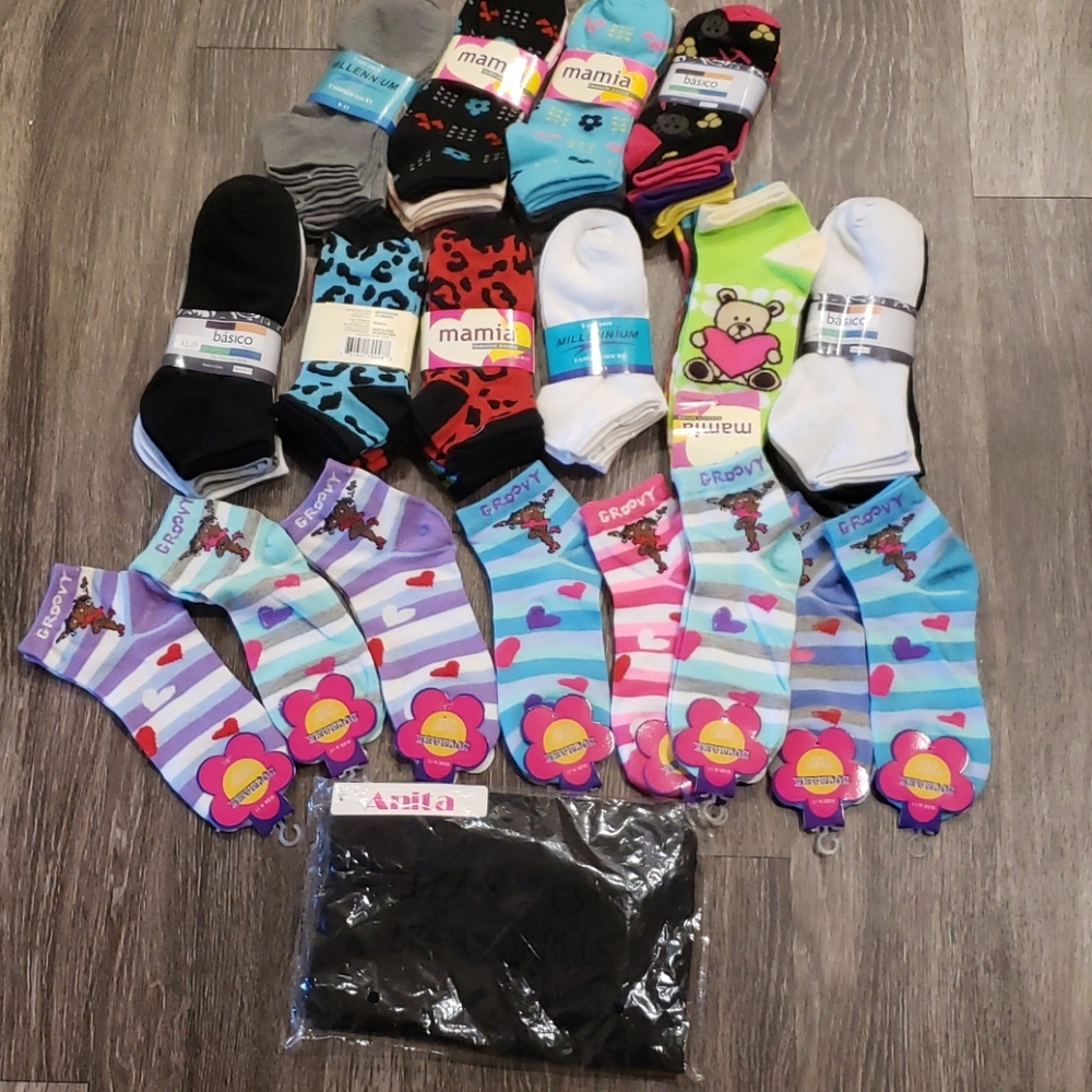 Ladies Leggings(FREE SOCKS)